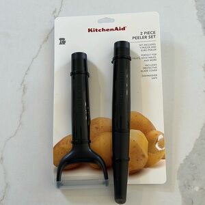 NIP Kitchenaid 2 Piece Peeler Set